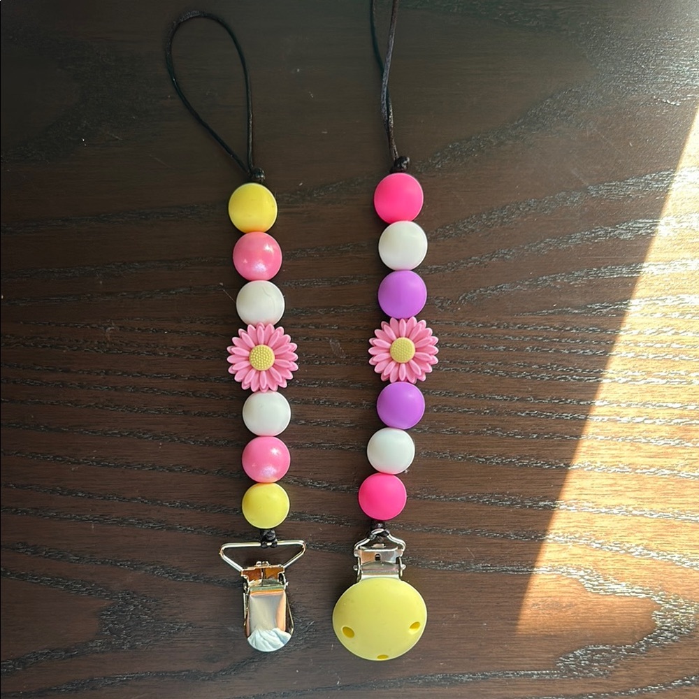 Colorful Beaded Pacifier Clip Set - Picture 1 of 1